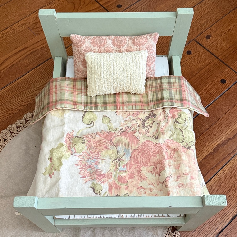❤️Doll Bed Bedding In A Bag - Picture 2 of 7